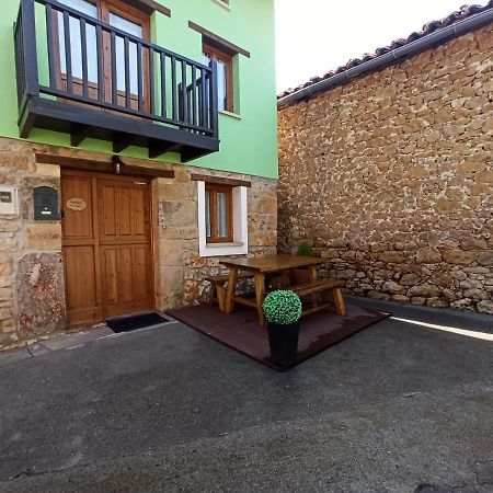 Villa Aromas De Corain Onís Esterno foto