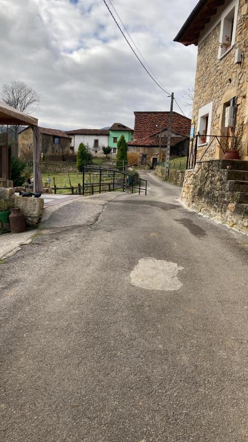 Villa Aromas De Corain Onís Esterno foto