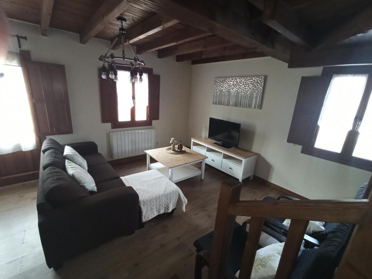 Villa Aromas De Corain Onís Esterno foto