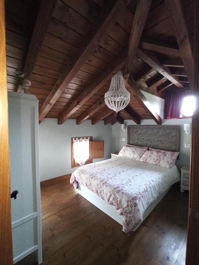 Villa Aromas De Corain Onís Esterno foto