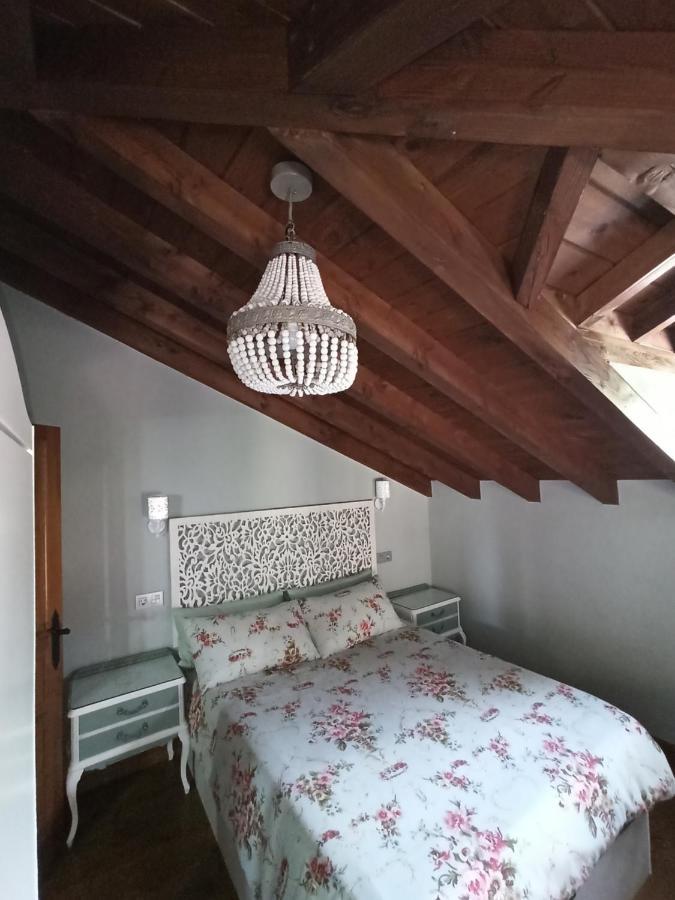 Villa Aromas De Corain Onís Esterno foto