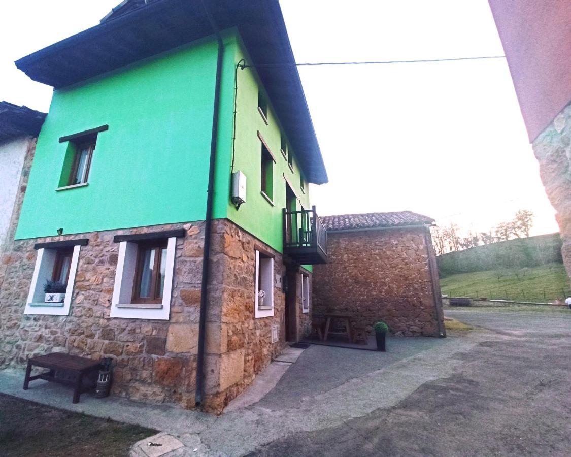 Villa Aromas De Corain Onís Esterno foto